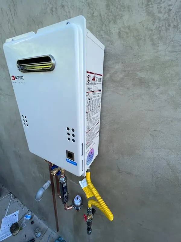 Tankless water heater installation for Bodger Park - El Camino Village homes
